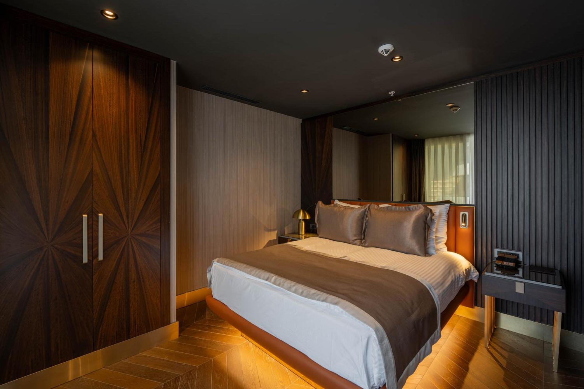 Merit Starlit Hotel & Residences Будва Экстерьер фото