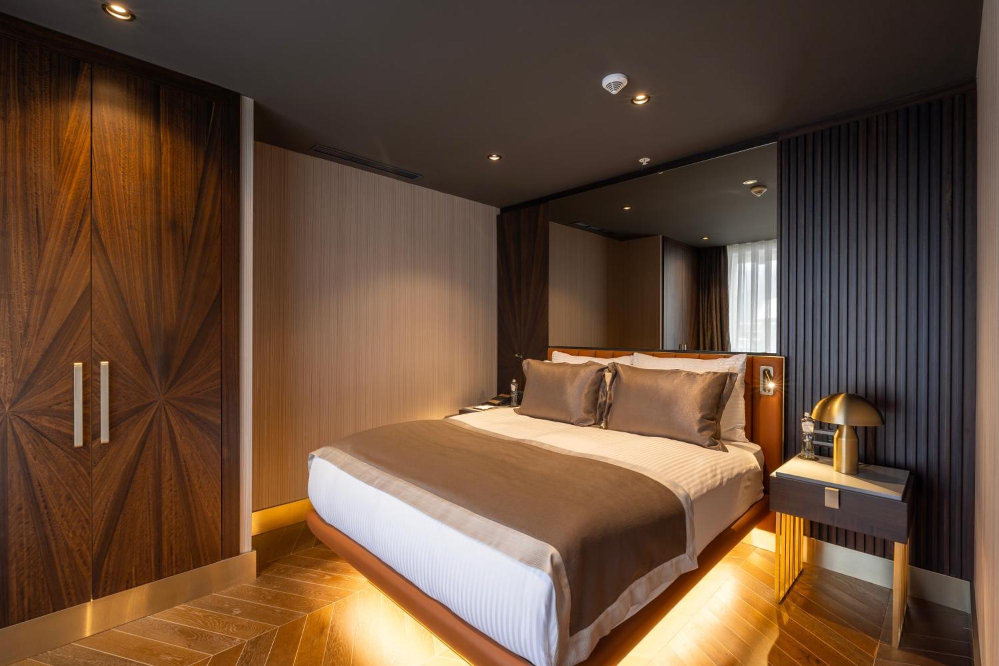 Merit Starlit Hotel & Residences Будва Экстерьер фото