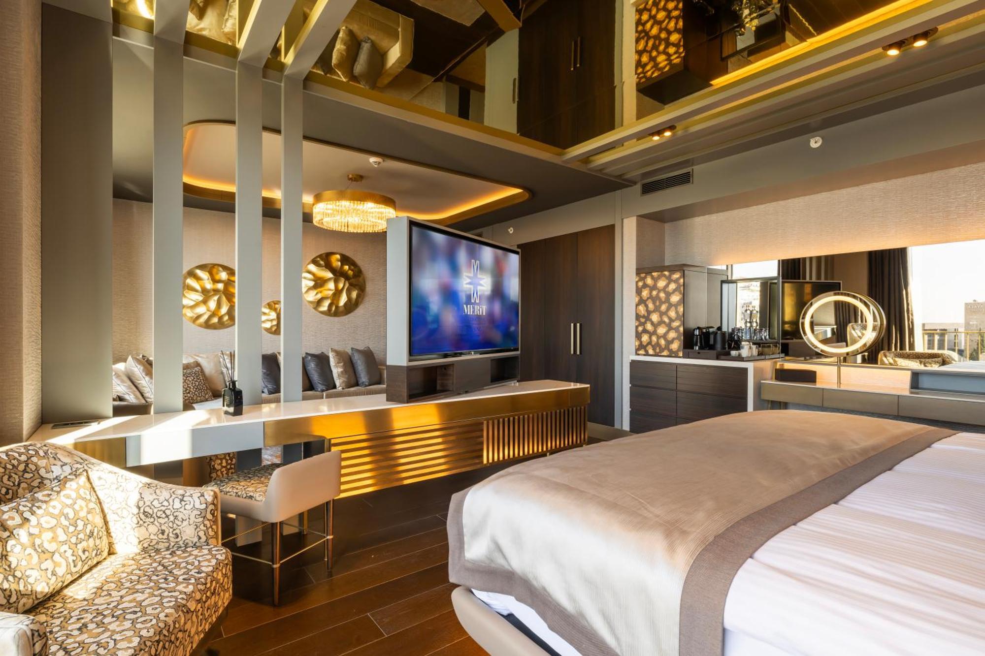 Merit Starlit Hotel & Residences Будва Экстерьер фото